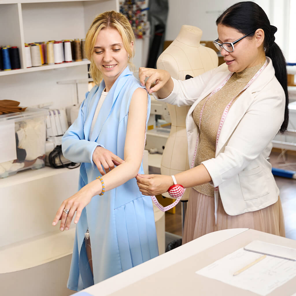 Divatszabó (női szabó szakmairány) felnőttképzés